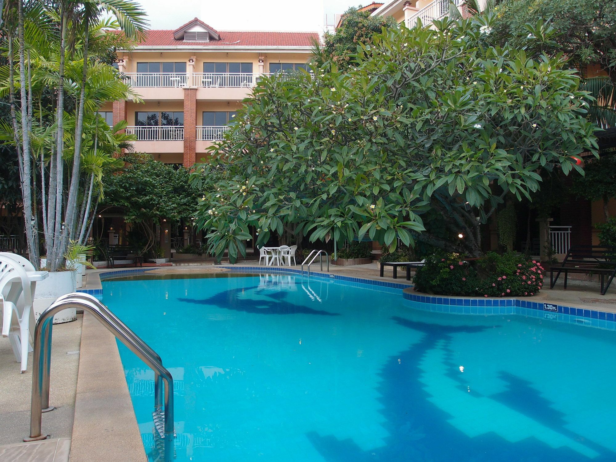 Blue Garden Resort Pattaya Haat Jomtien Eksteriør bilde