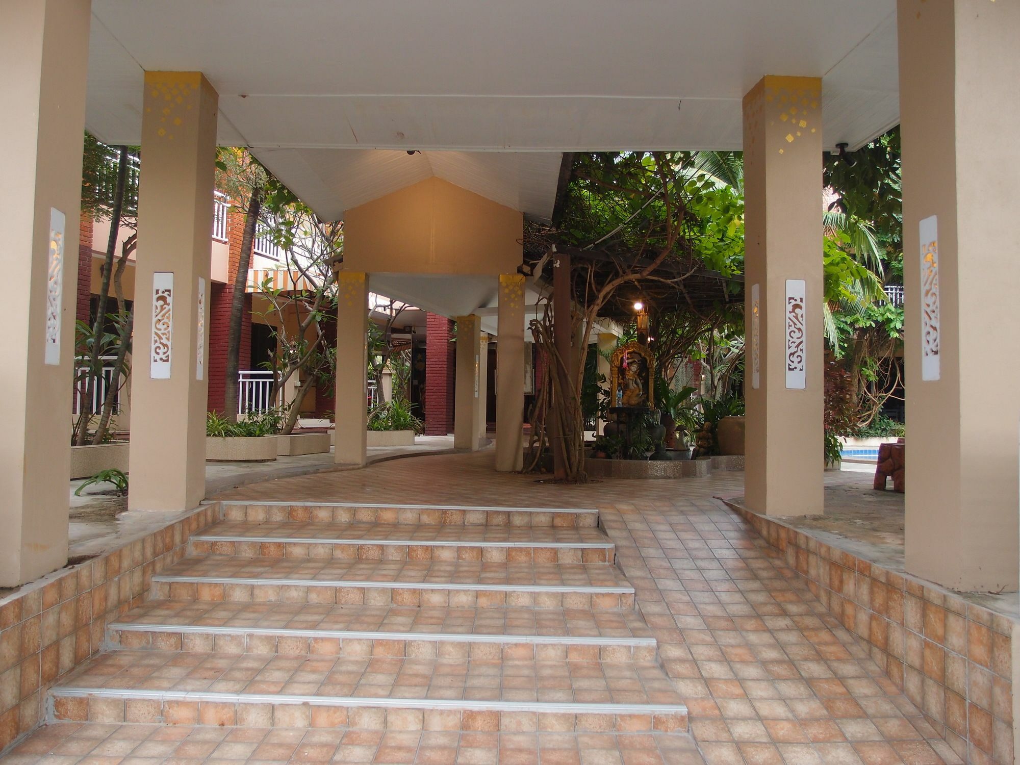 Blue Garden Resort Pattaya Haat Jomtien Eksteriør bilde